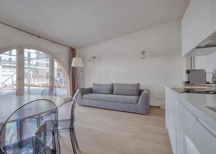 Joivy Welcoming Flats By Corso Milán