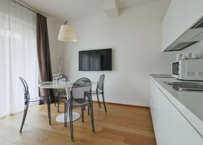 Joivy Welcoming Flats By Corso Milán